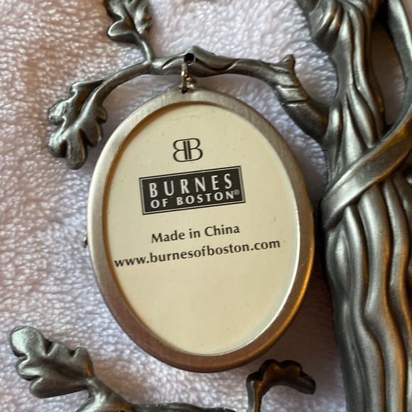 Burnes of Boston Family Tree
Stand 14 Photo Picture Frame new not box. #7 - Picture 4 of 5